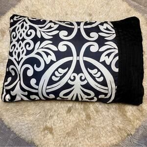 Mainstays Decorative Accent Pillow Black & White Damask